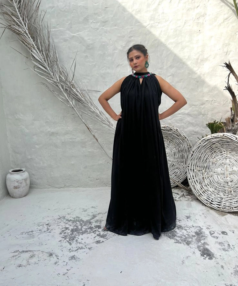 Black Capegown