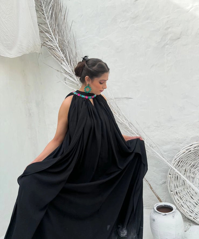 Black Capegown