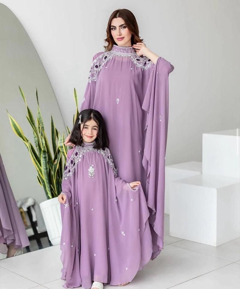 Mother and Daughter Dou