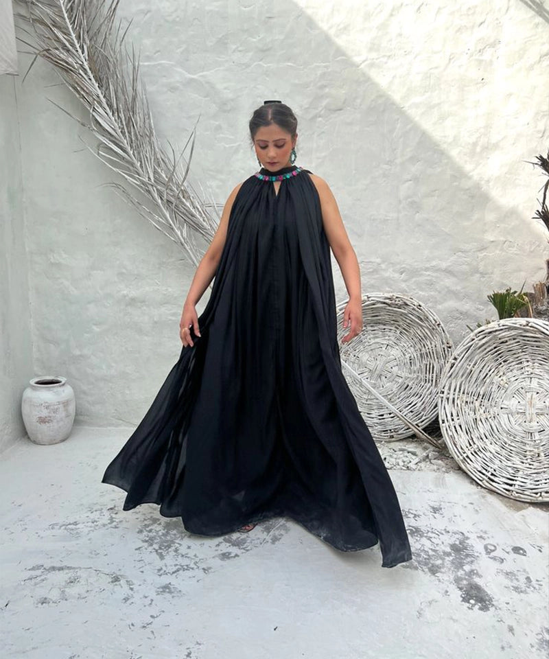 Black Capegown