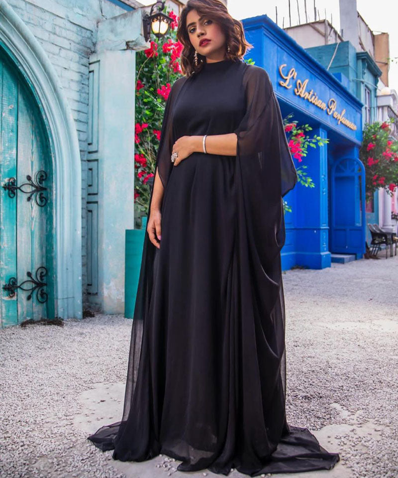 Caftan and Cuts Black